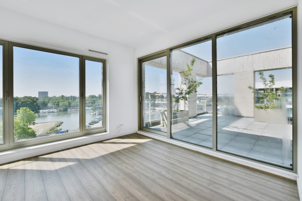 New London Picture Window